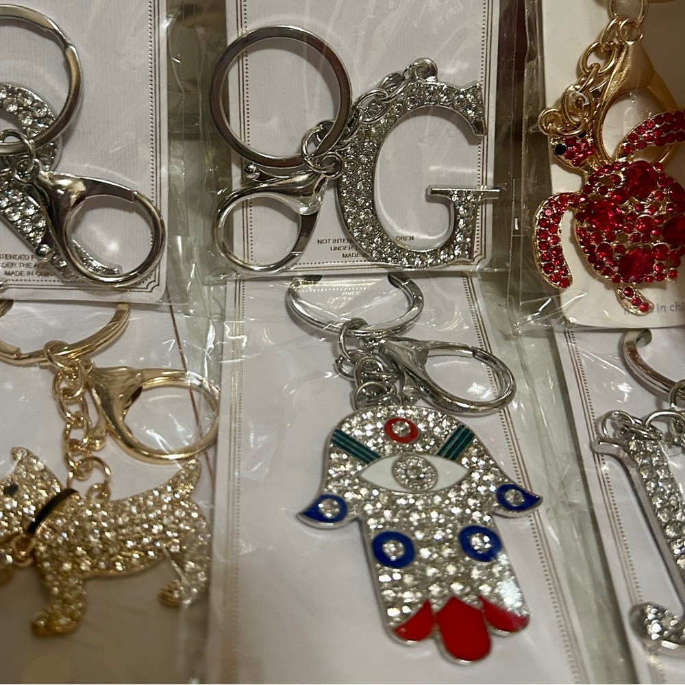 25 for $25 KeyChain Purse Charms CATS DOGS HAMSA HEARTS GUITARS CROSS - more NEW - Picture 14 of 14